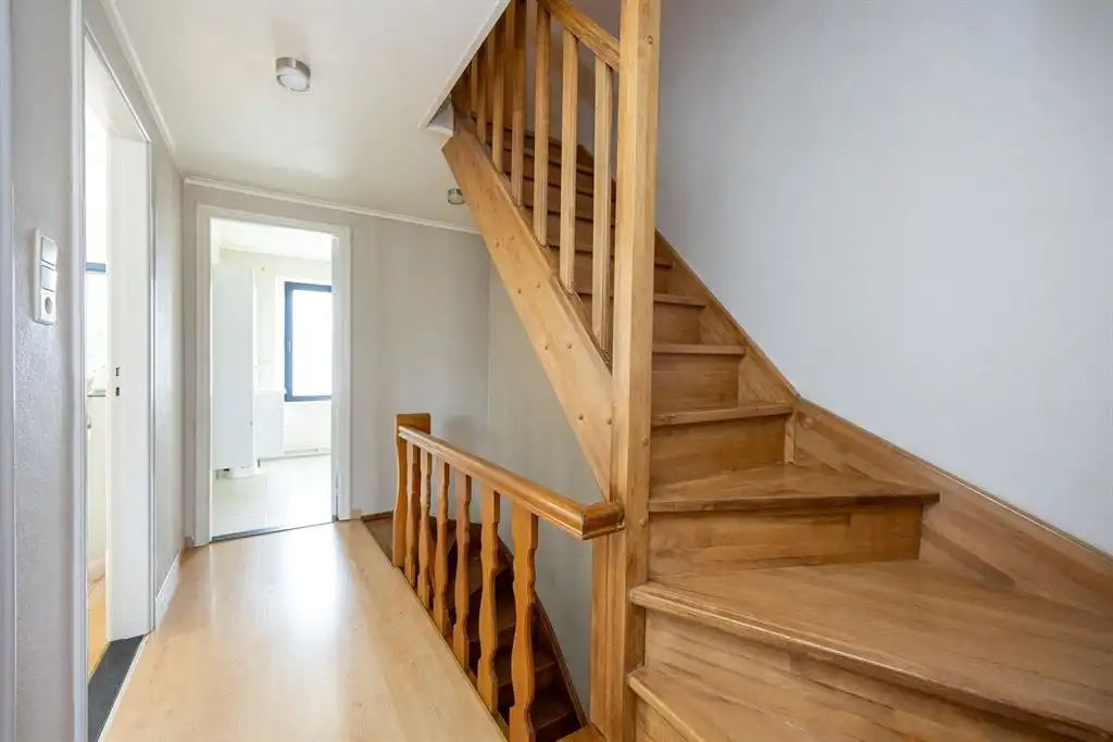 Riume, instapklare bel-etage met zonnige tuin foto 27