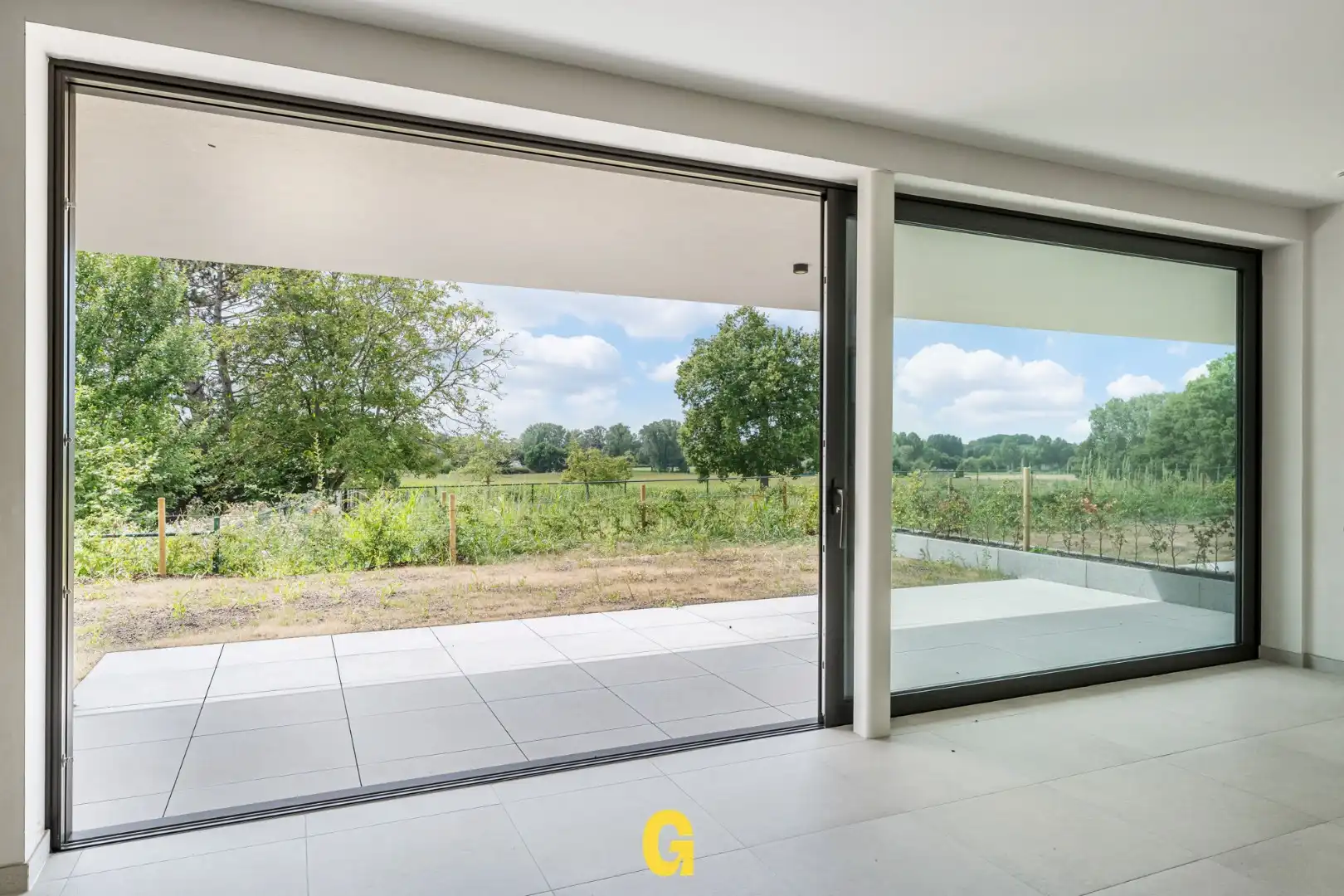 Gelijkvloers nieuwbouwappartement in residentie Bella Vista met 1 slaapkamer en terras en tuin met blijvend zicht op achterliggend groen, vlakbij het centrum.  foto 12