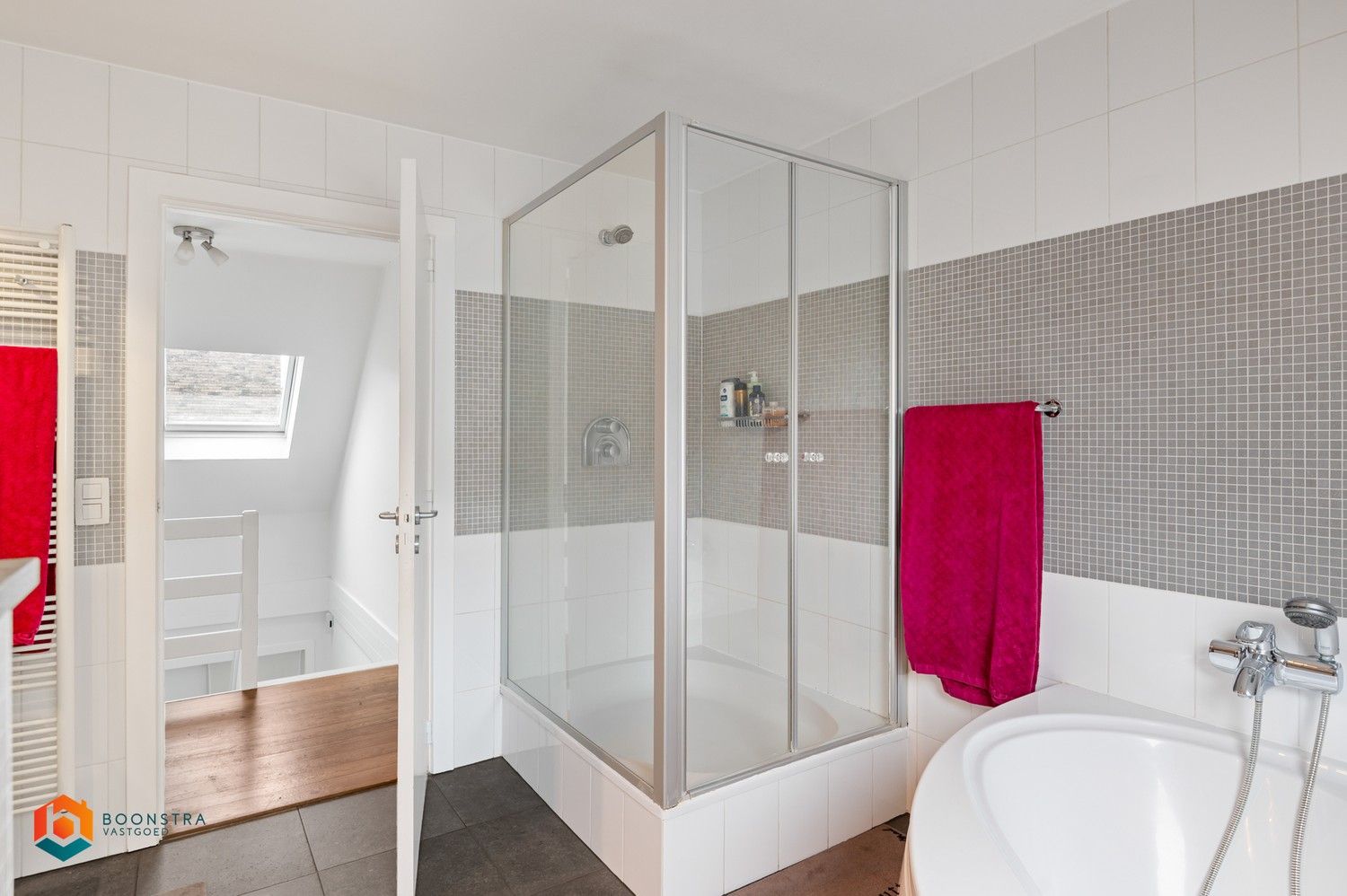 Charmante villa met 2 slpkrs, zwembad en poolhouse op 735 m² te Koningshooikt foto 16