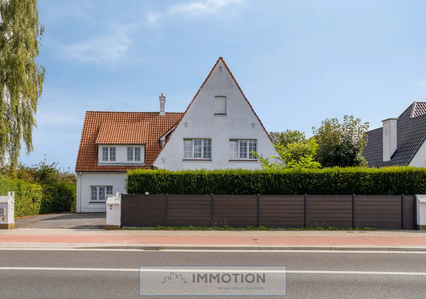 Authentieke villa met werk- of hobbyruimte in Marke foto 2