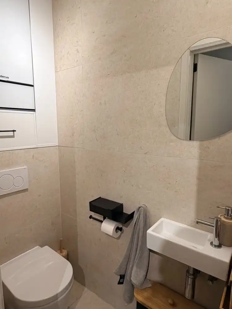 Mooi gerenoveerd appartement aan het dorpsplein van Maleizen foto 10