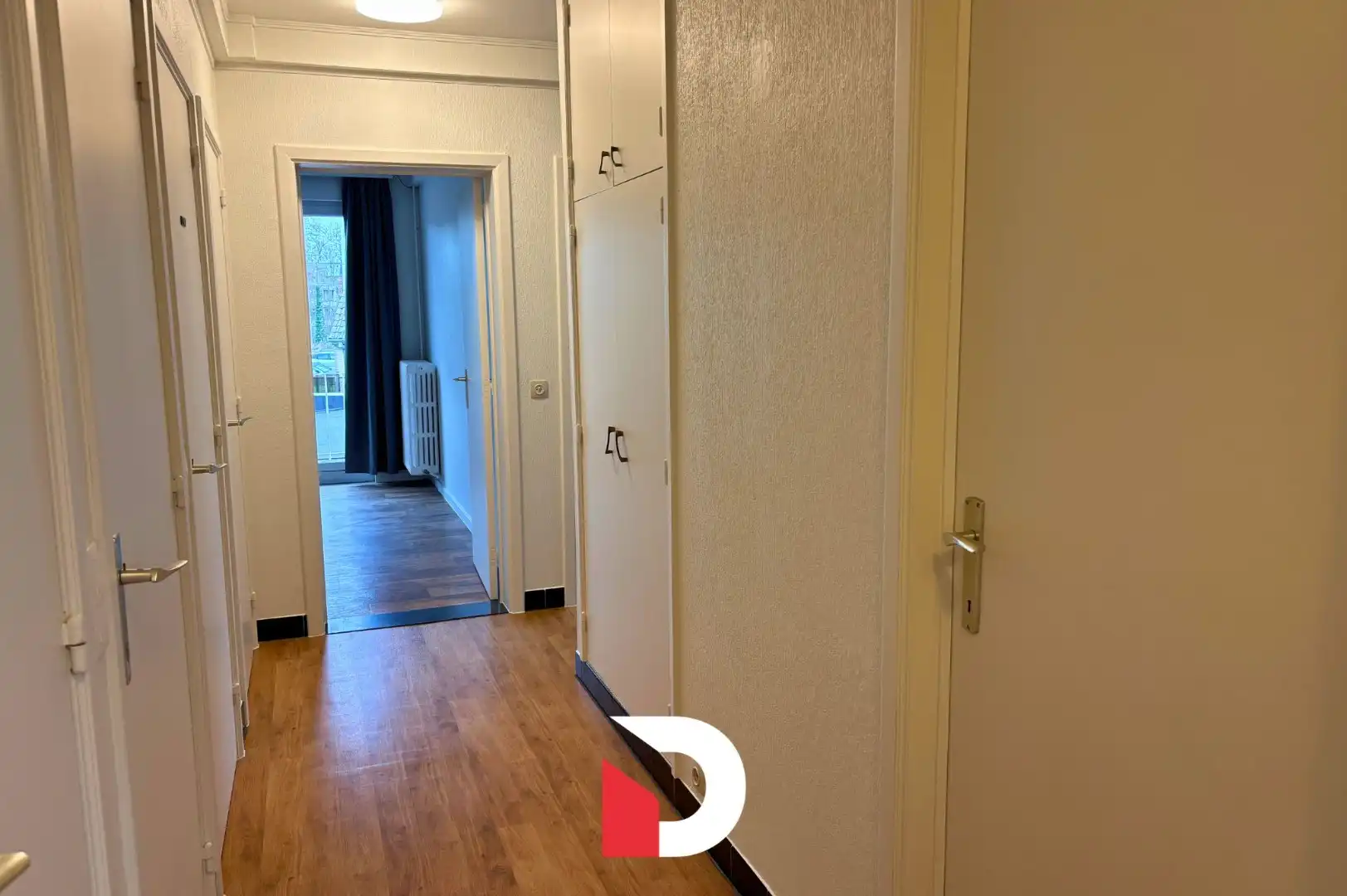 Lichtrijk gerenoveerd appartement, 3 slaapkamers en garagebox foto 8