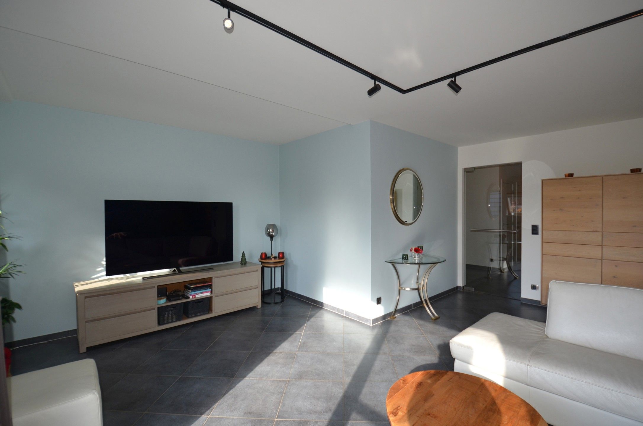 Zeer ruim appartement nabij het centrum van Lier foto 3