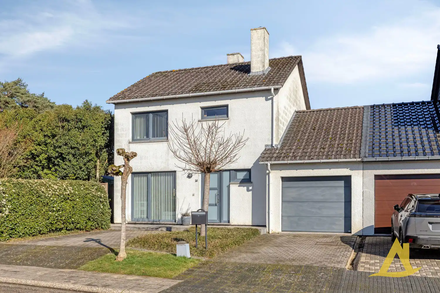 ZEER RUSTIG GELEGEN, INSTAPKLARE HOB, TE LUMMEN! foto {{pictureIndex}}