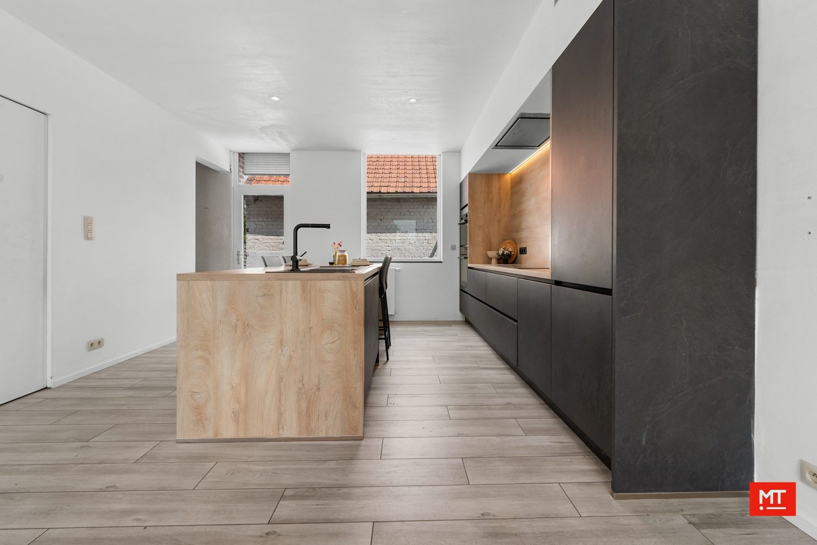 Instapklare, alleenstaande woning met 3/4 slaapkamers, tuin en garage in Zonnebeke foto 7