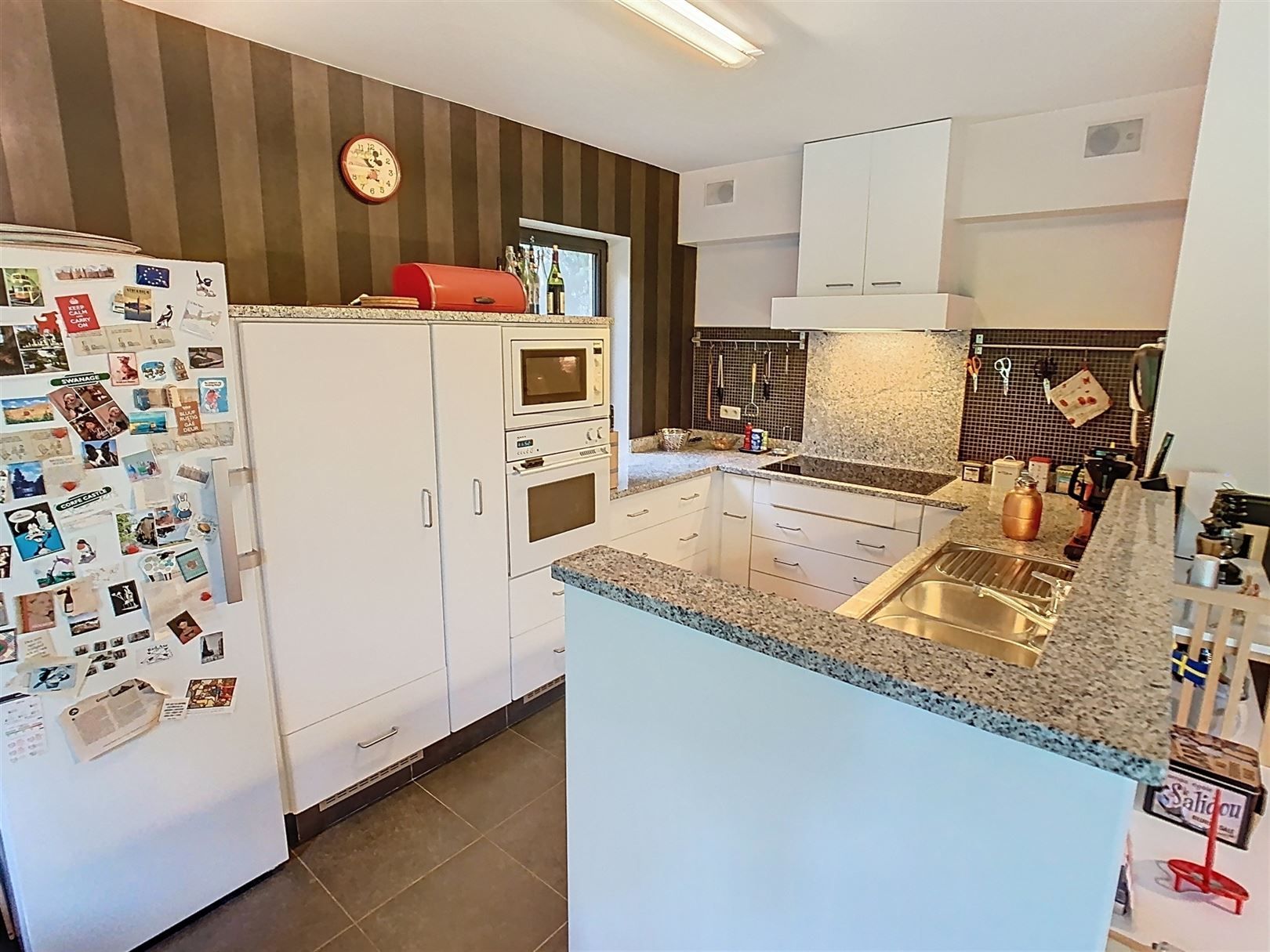 Unieke villa met prachtige tuin op 22a foto 12