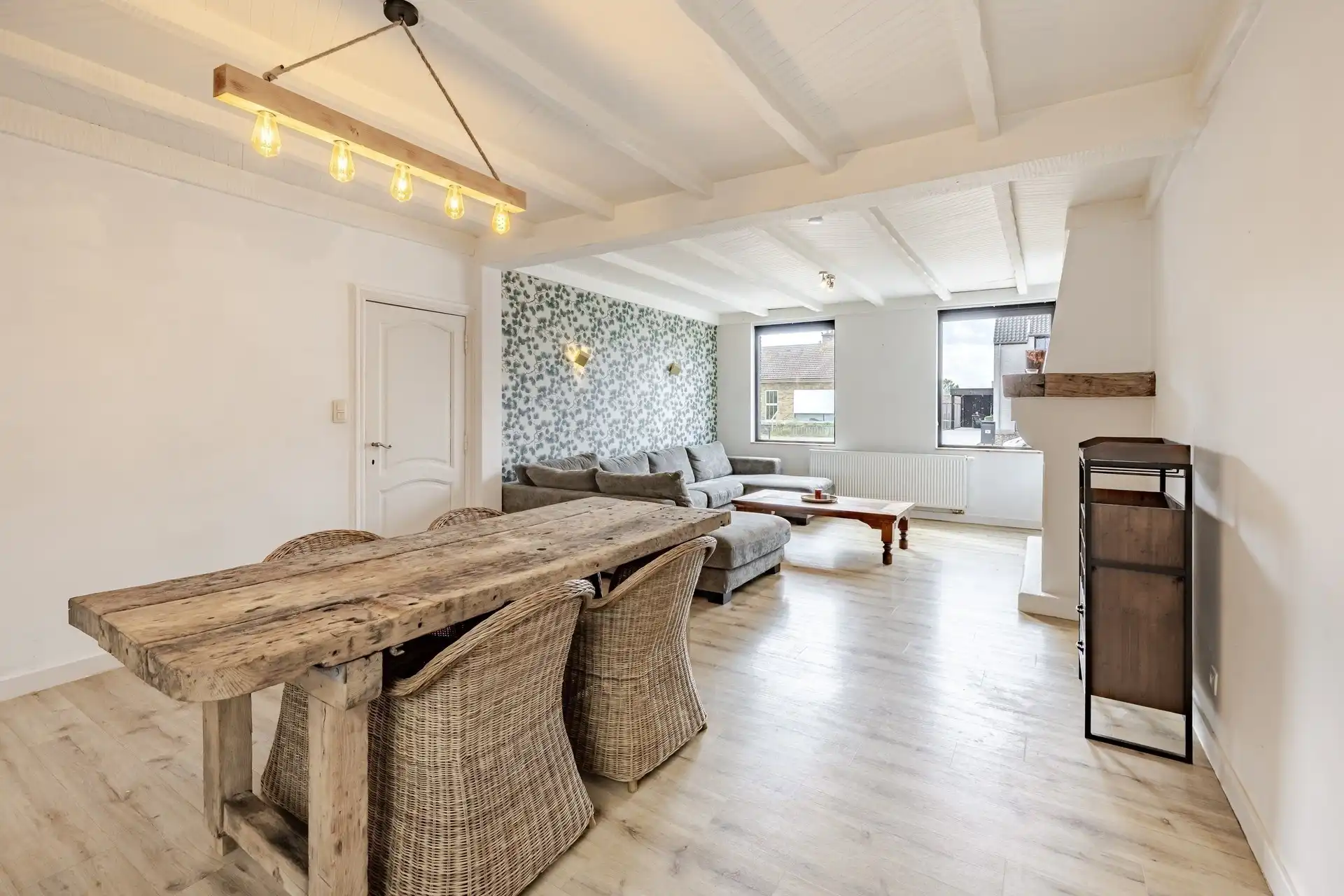 Interessante woning met prachtige tuin in Wichelen. foto 10