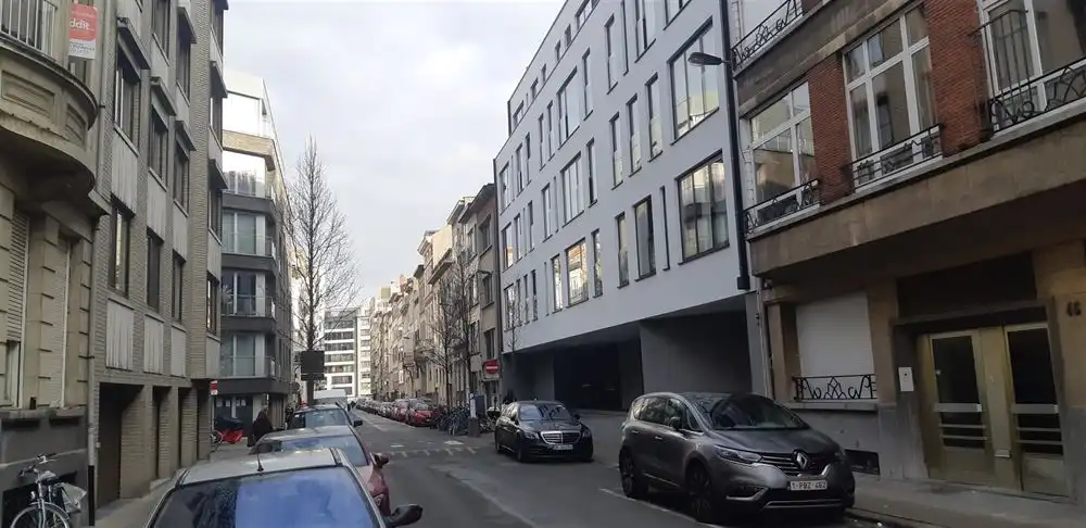 Binnenstaanplaats | Centraal gelegen  foto 5