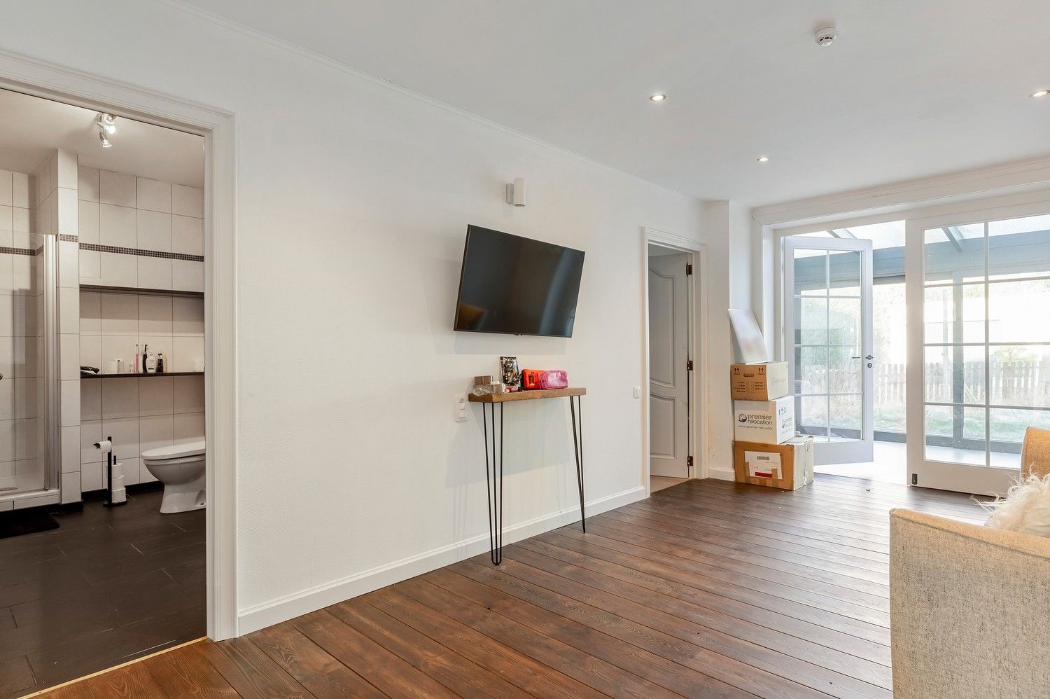 Prachtige en ruime villa met mogelijk zes slaapkamers gelegen op een toplocatie. foto 5