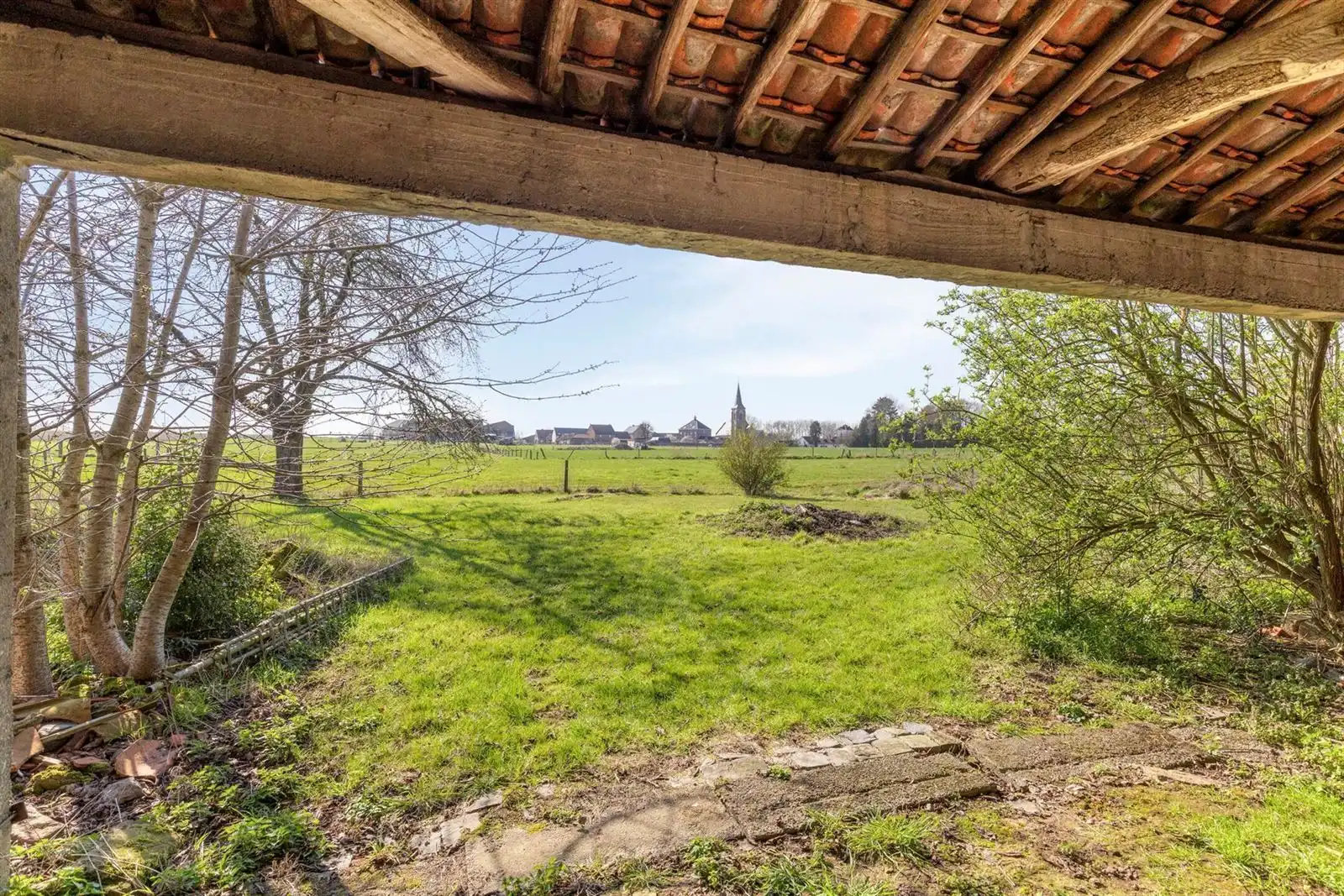 Uitzonderlijke eigendom van kunstenaar dichter  foto 5