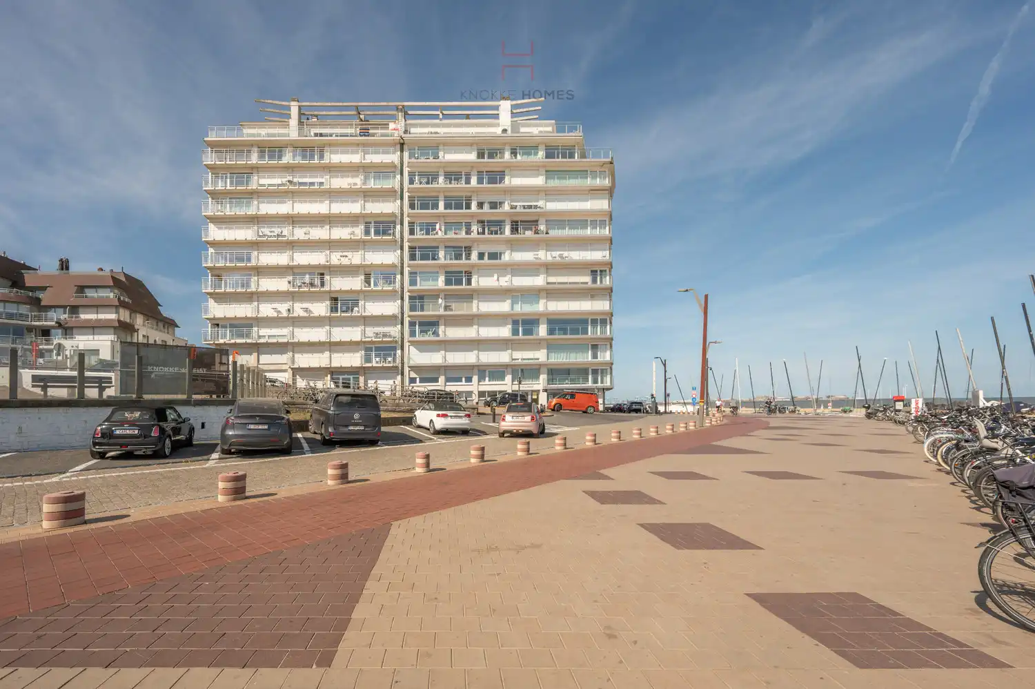 Volledig gerenoveerd vakantie-appartement met prachtig zicht aan het Albertstrand foto 11