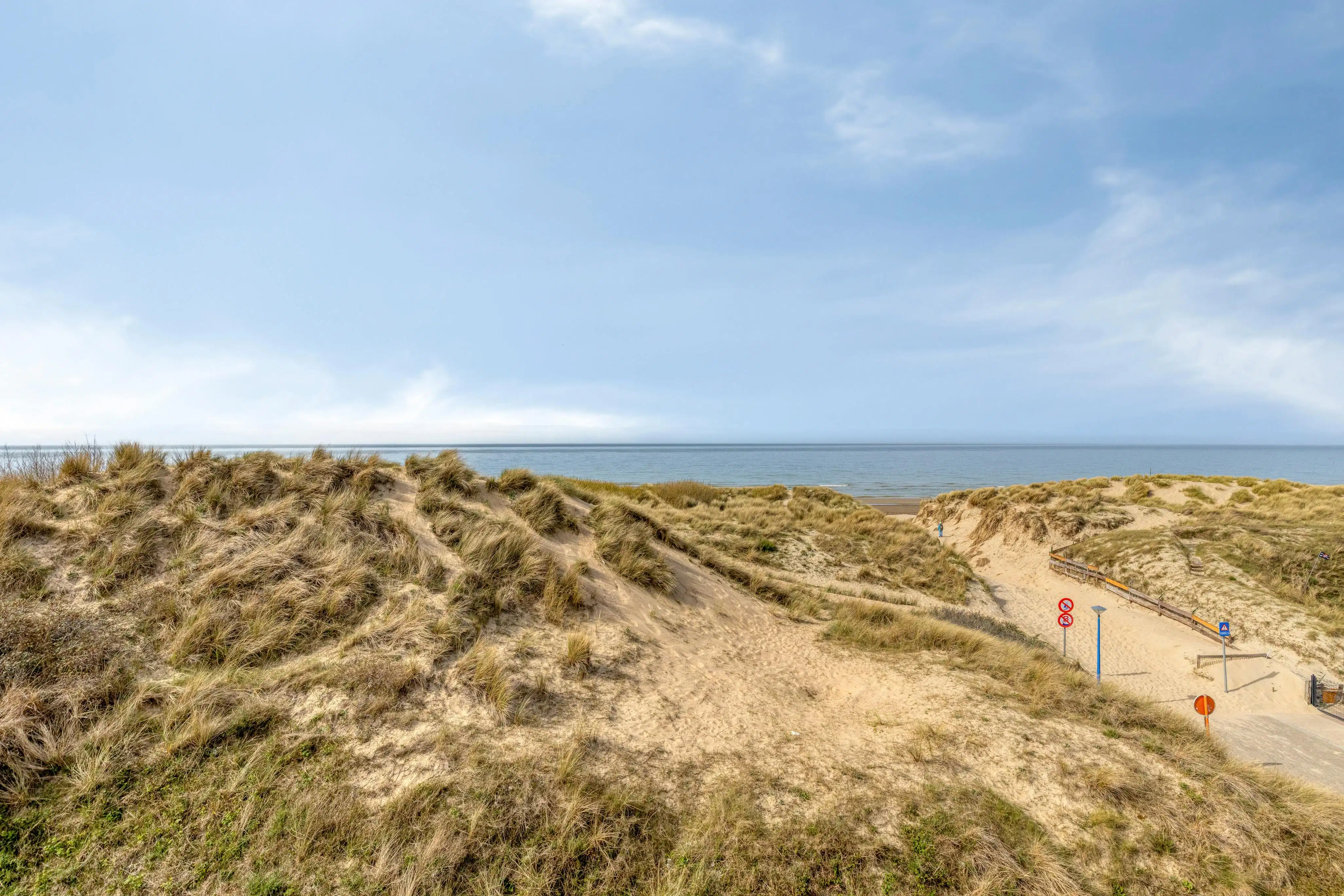 Uniek appartement met vier slaapkamers te koop in Koksijde! foto 5