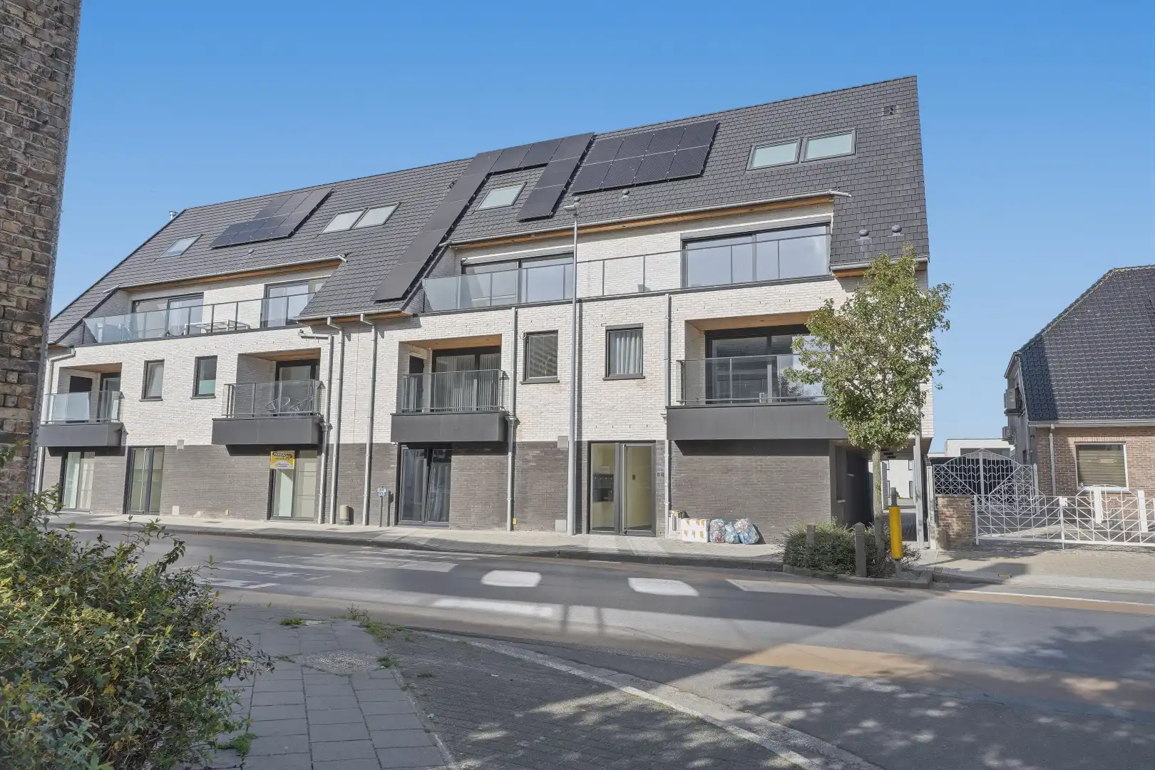 KIJKDAG 25 oktober van 10u tot 12u & 14u tot 16u - Ruim instapklaar nieuwbouwappartement (167 m²) met 3 slaapkamers en groot terras in centrum Eernegem foto 19