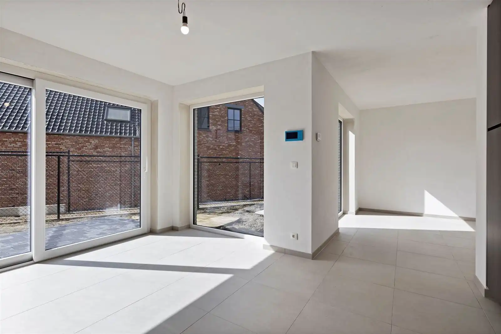 Energiezuinige instapklare nieuwbouwwoning met 3 slaapkamers, tuin en parkings foto 11