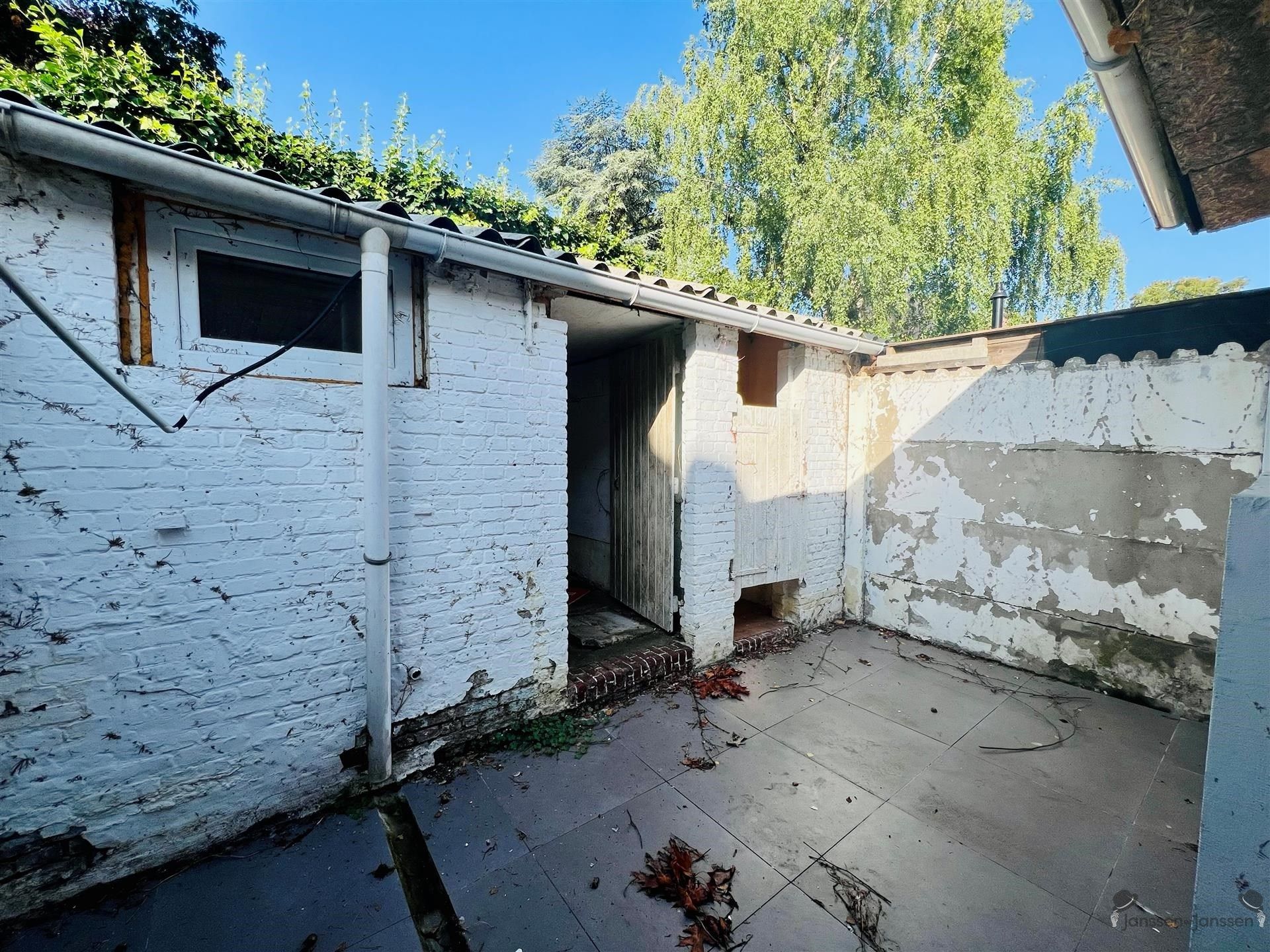 Te renoveren rijwoning met 1 slaapkamer foto 13