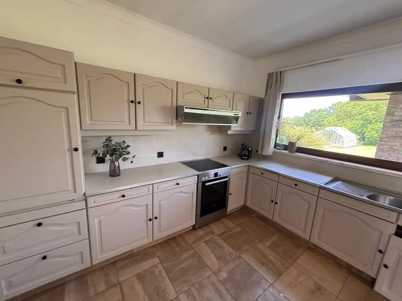 PRESTIGIEUZE VILLA OP TOPLOCATIE NEIGEMBOS OMGEVEN DOOR GROEN foto 15