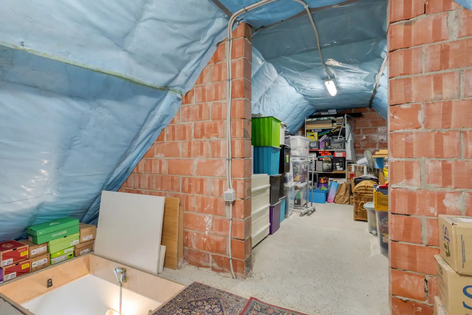 Instapklare bel-etagewoning met dubbele garage en tuin in het centrum van Retie foto 28