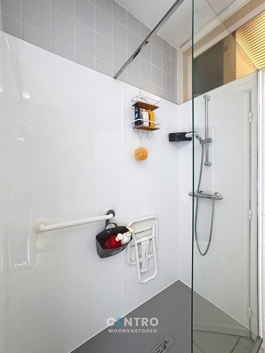Woning met 4 à 5 slpks én garage in LEUKE STRAAT! foto 12