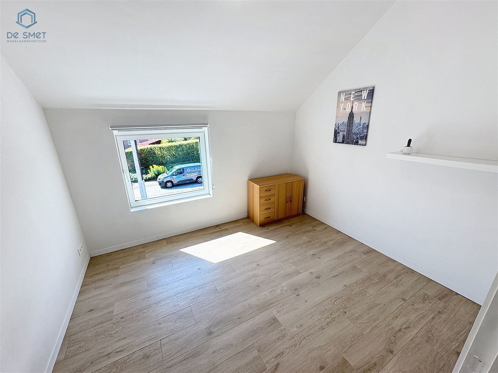 PRACHTIGE BEN-NIEUWBOUWWONING MET 3 SLPK, DRESSING, INBOUWKASTEN & TUIN ZARLARDINGE foto 17
