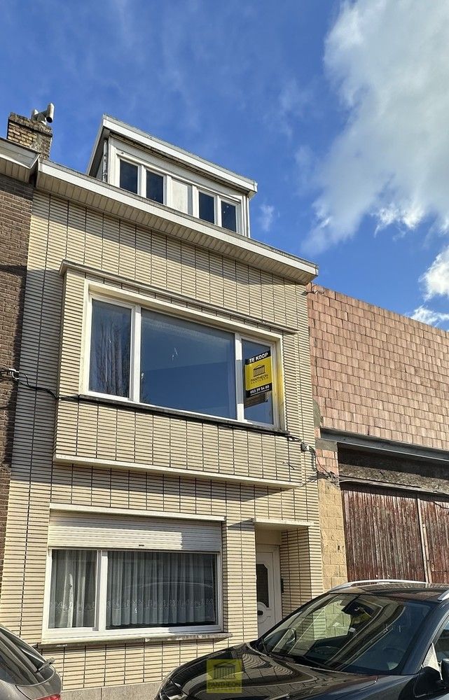 Rijwoning te koop foto 10