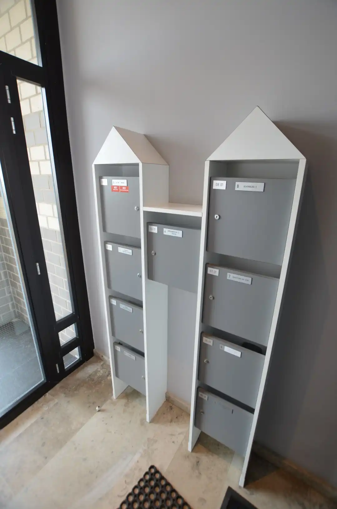 Mooie gelijkvloerse studio met tuin/terras foto 14