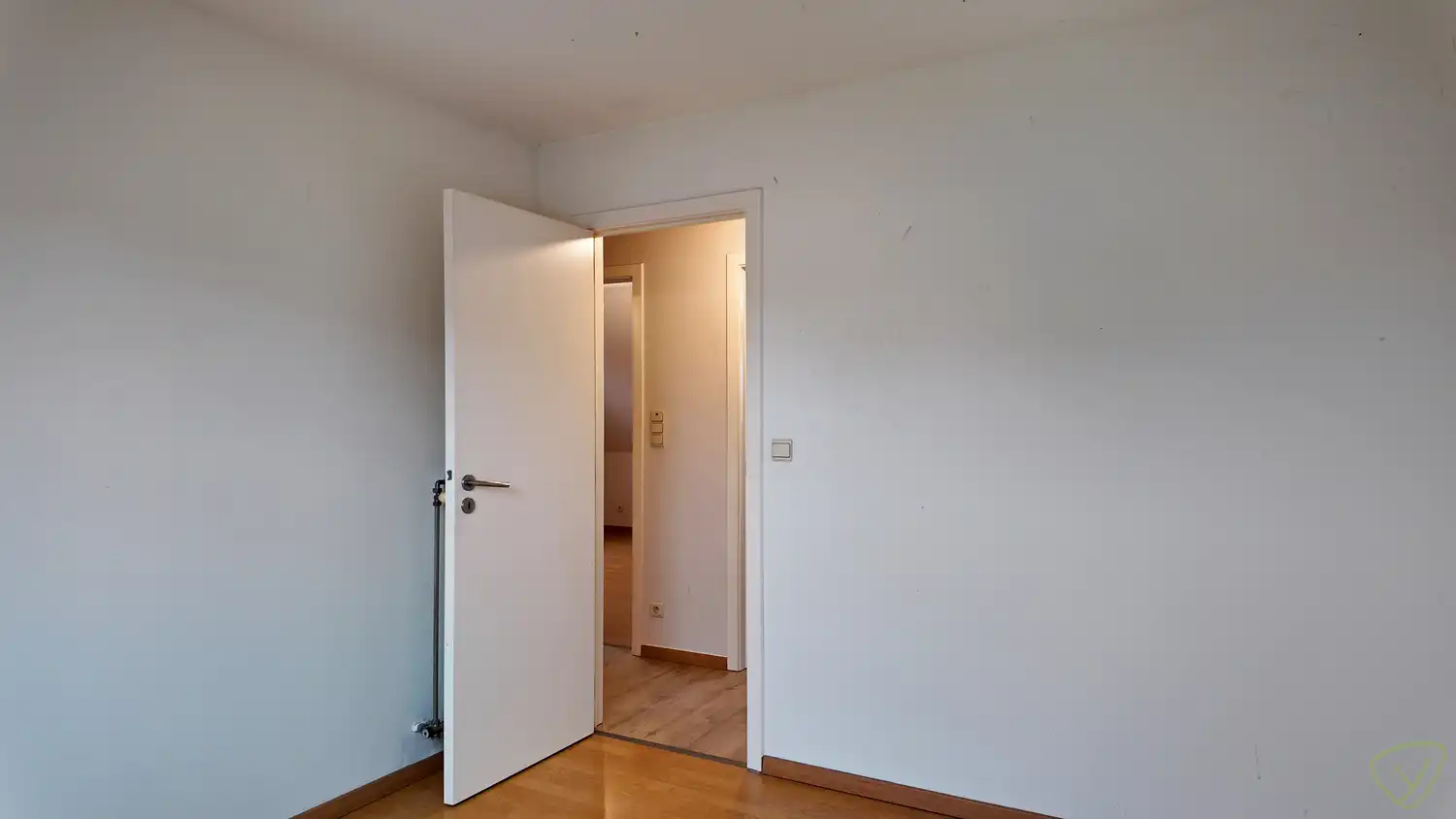 Moderne en gezellige gezinswoning gelegen te Adegem! foto 18