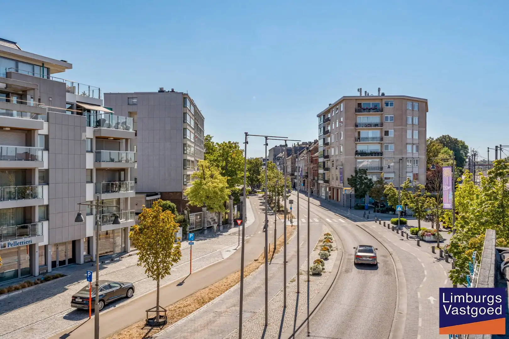 Ruim appartement (125m²) met 2 slpk en terras aan de kleine ring foto 11