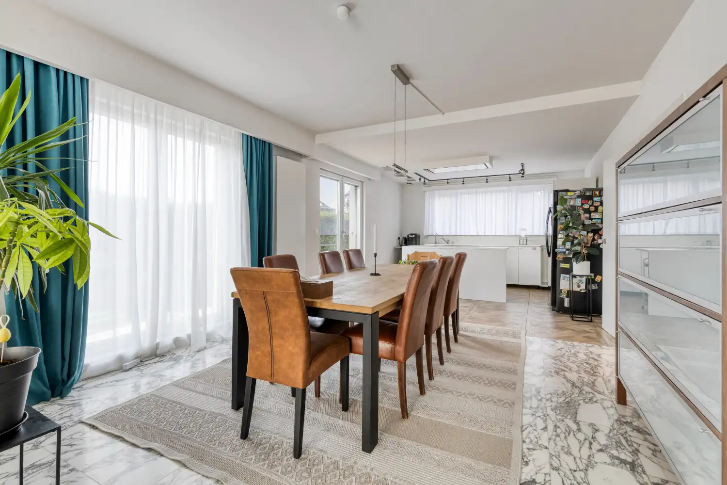 Karaktervolle gerenoveerde villa nabij Spuikom te koop foto 14