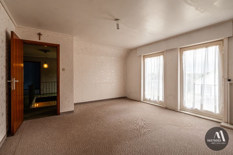 Authentiek renovatieproject boordevol potentieel op 2250m² foto 16