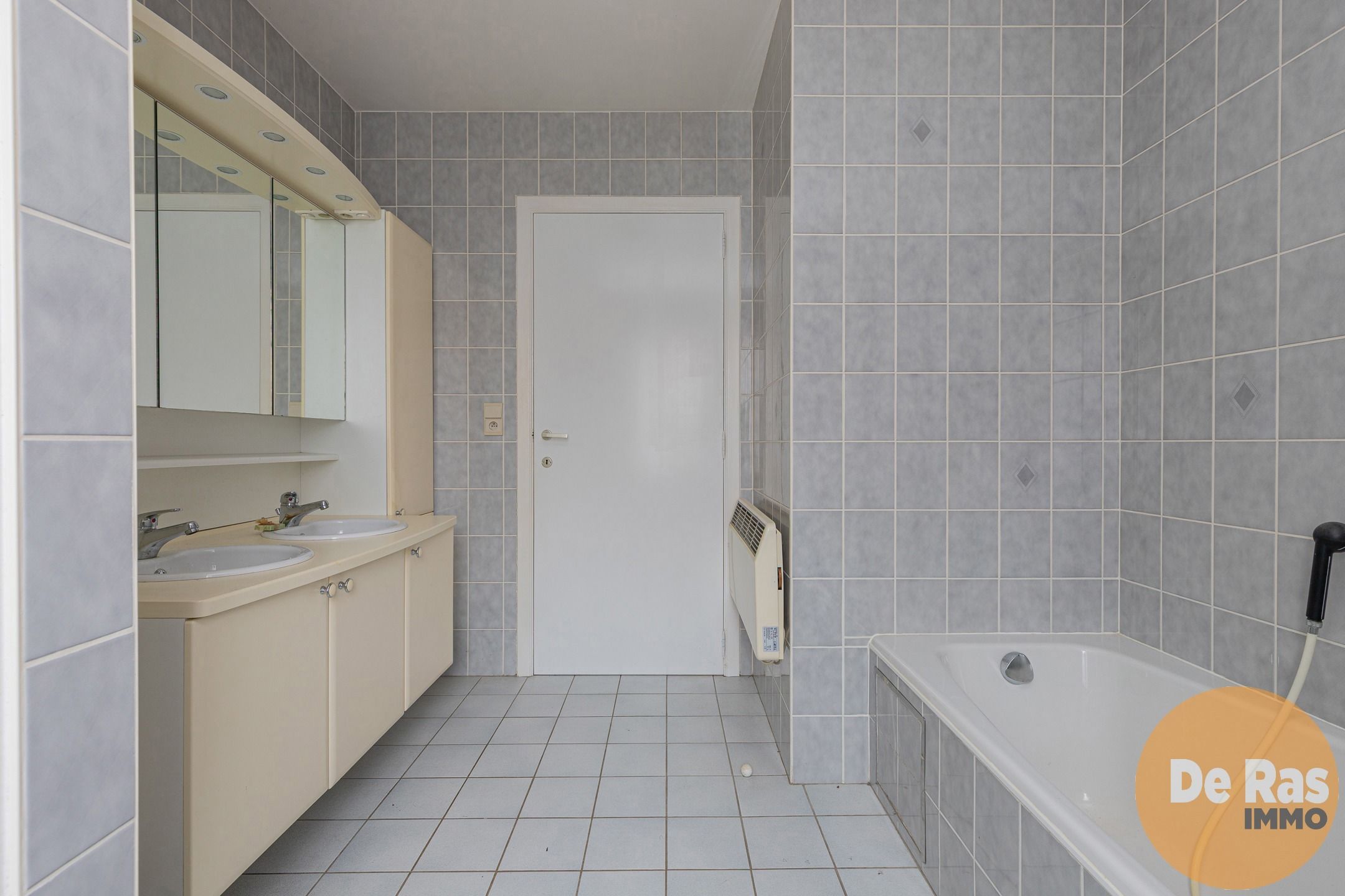 HEUSDEN - Verzorgde bungalow in rustige buurt foto 9