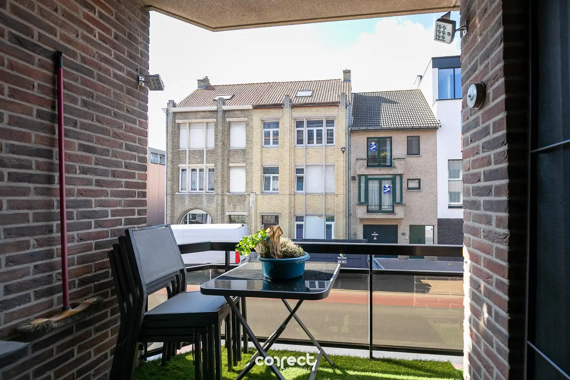 Goed onderhouden appartement met 2 slaapkamers op centrale ligging. foto 11