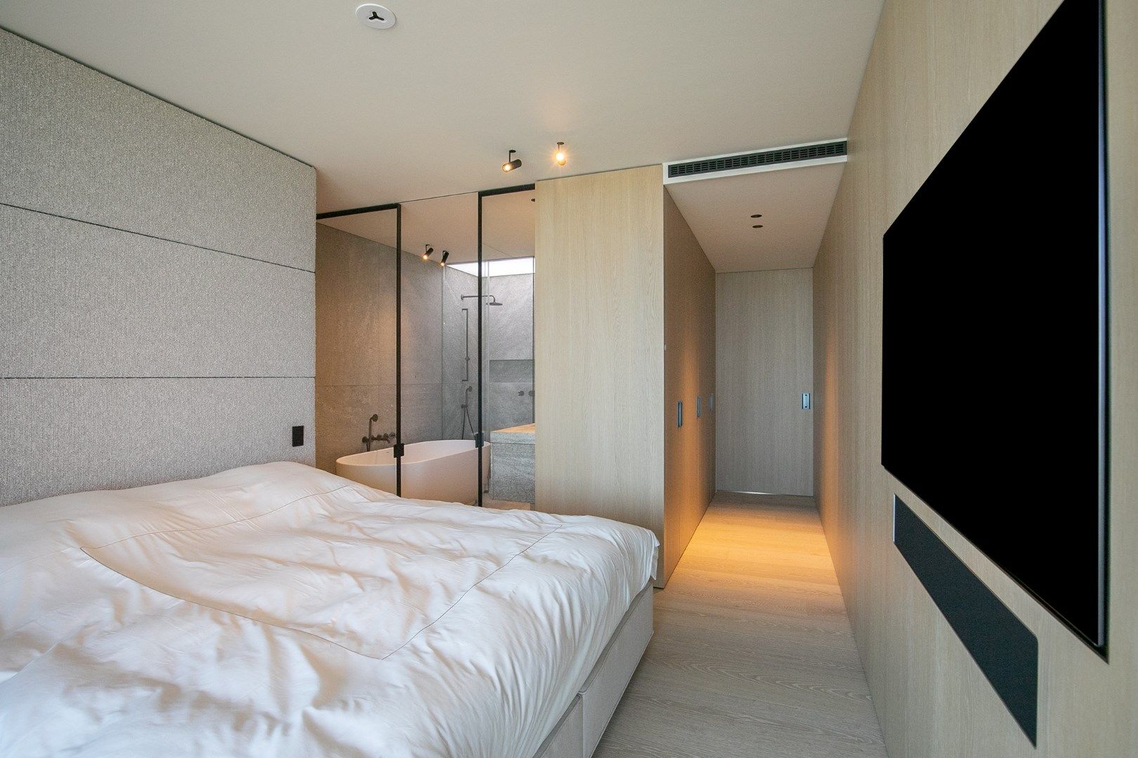 Uiterst smaakvol en top-notch afgewerkt appartement met panoramische zeezichten te Cadzand foto 11