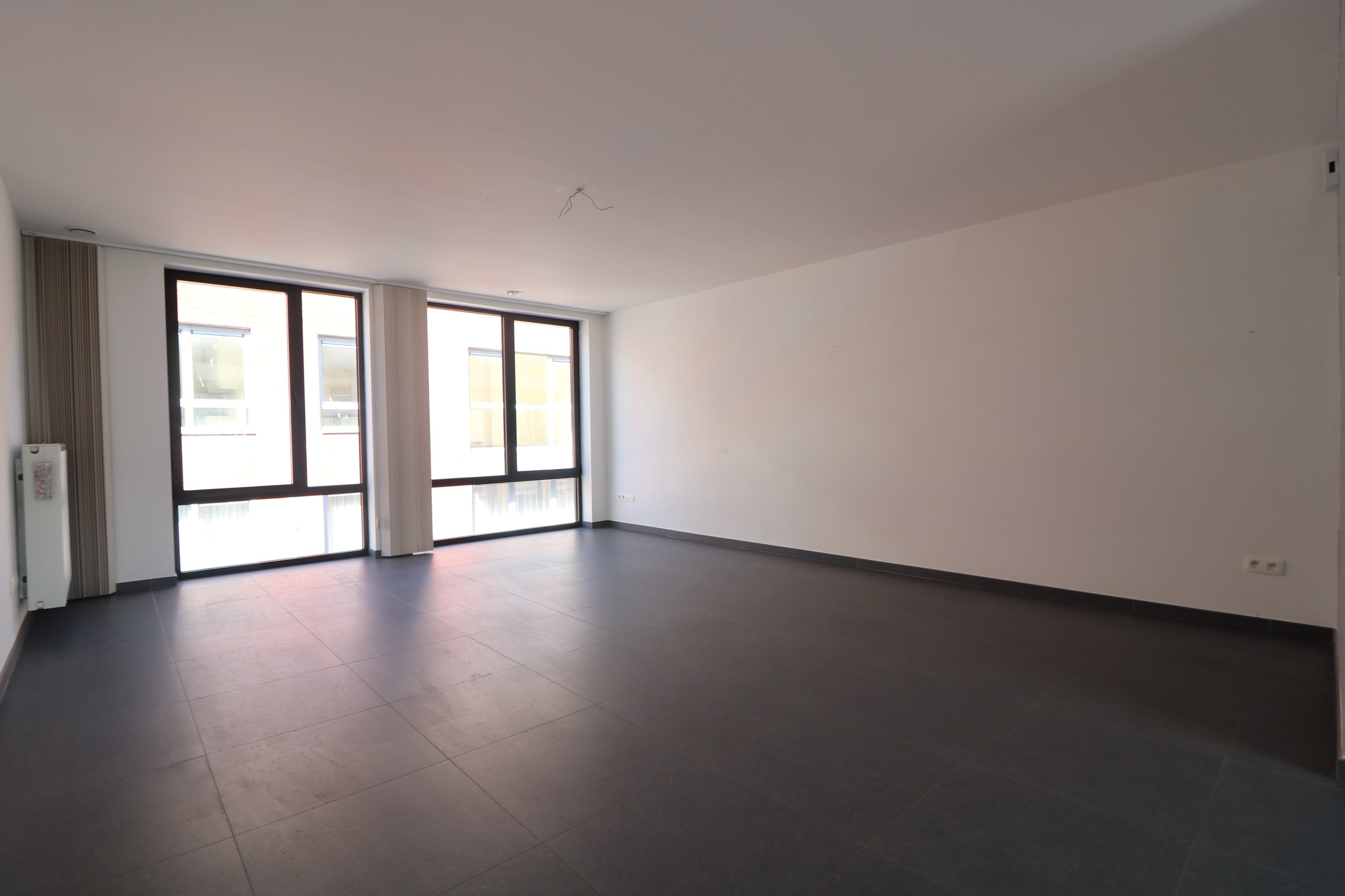 Modern, ruim 2-slaapkamerappartement (113 m²) in het hart van de gezellige binnenstad van Blankenberge.  foto 3