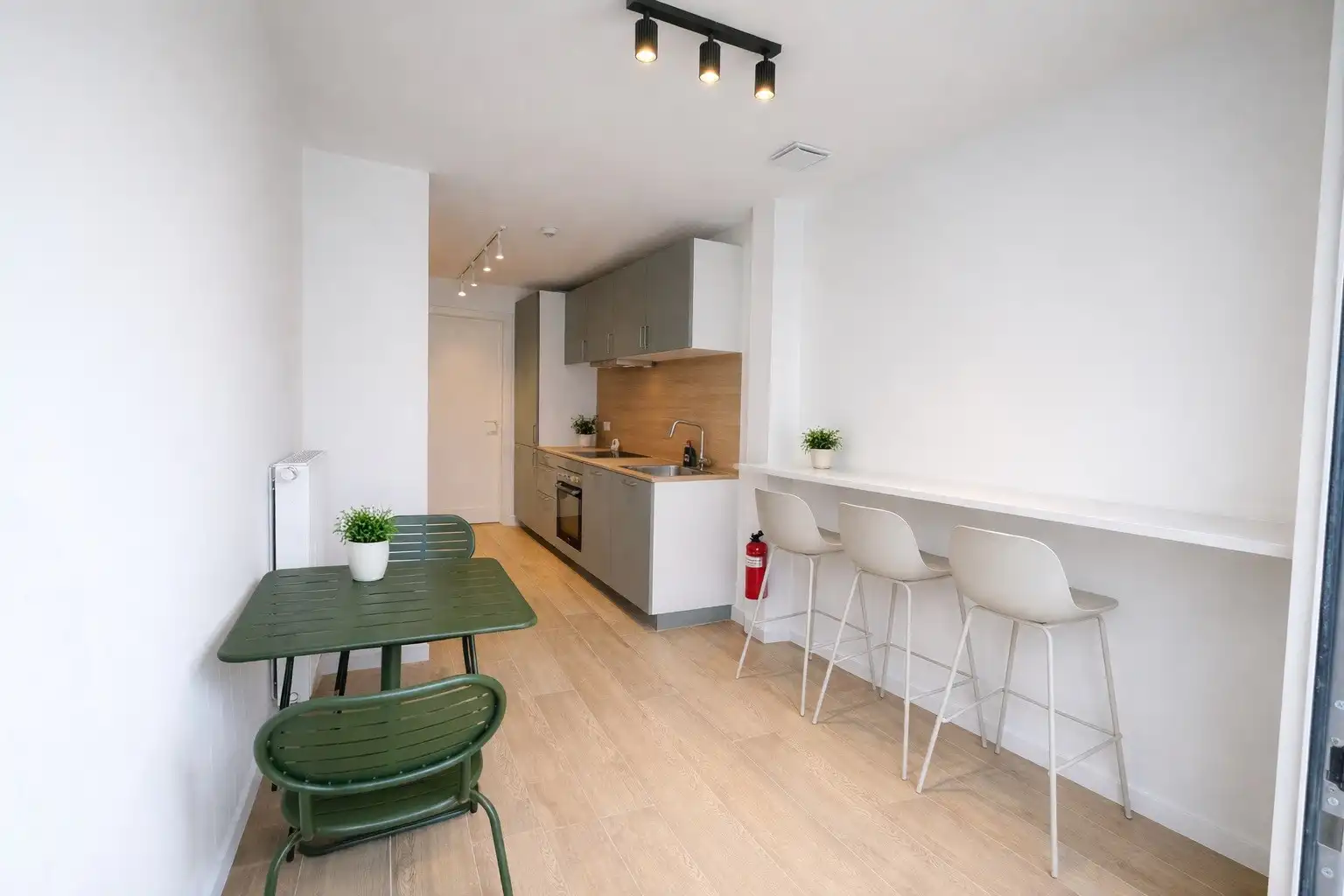 Vernieuwbouw 6 studentenkamers eigen sanitair foto 6