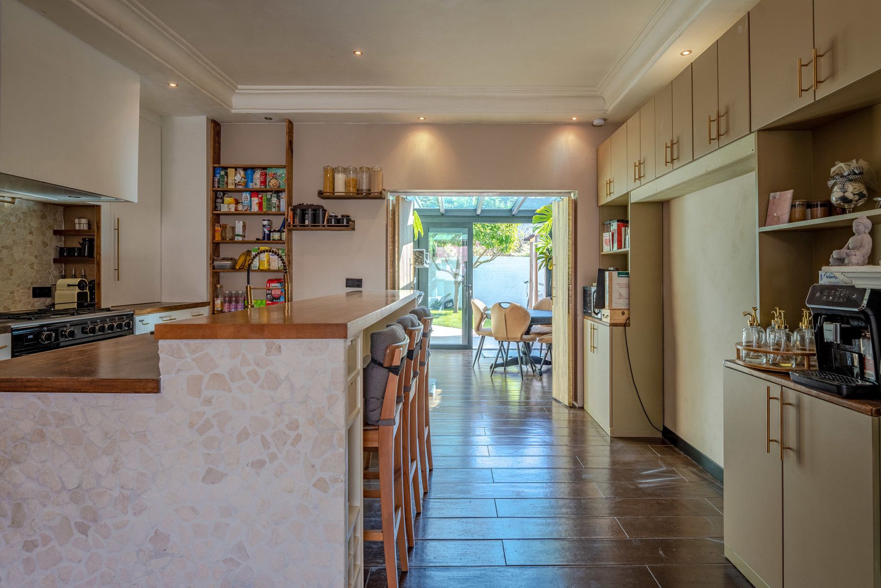 Instapklare woning in het hartje van Kapellen! foto 6
