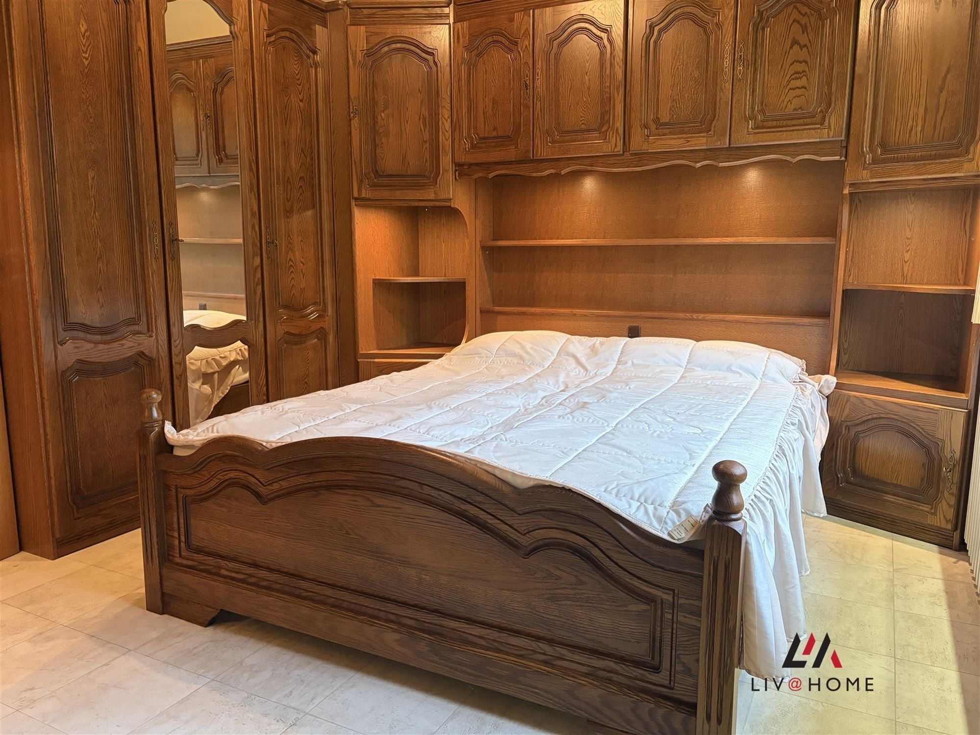 ZEER CHARMANTE VILLA MET OVERDEKT ZWEMBAD EN UNIEKE LIGGING! foto 9