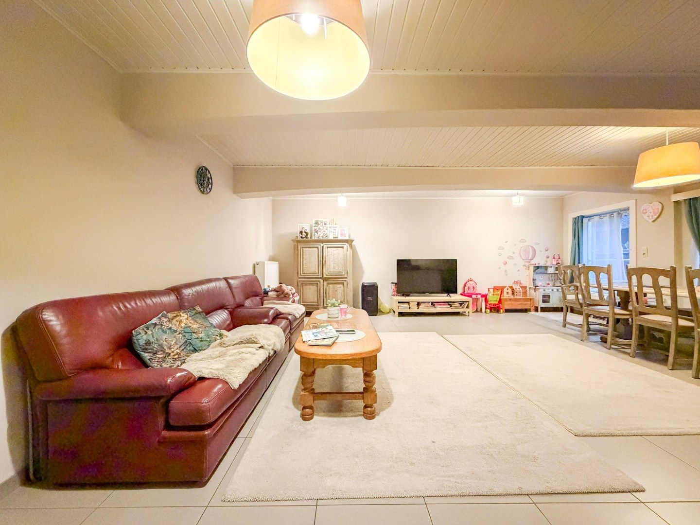 Ruim en lichtrijk 2-slpk appartement, Lichtervelde foto 4