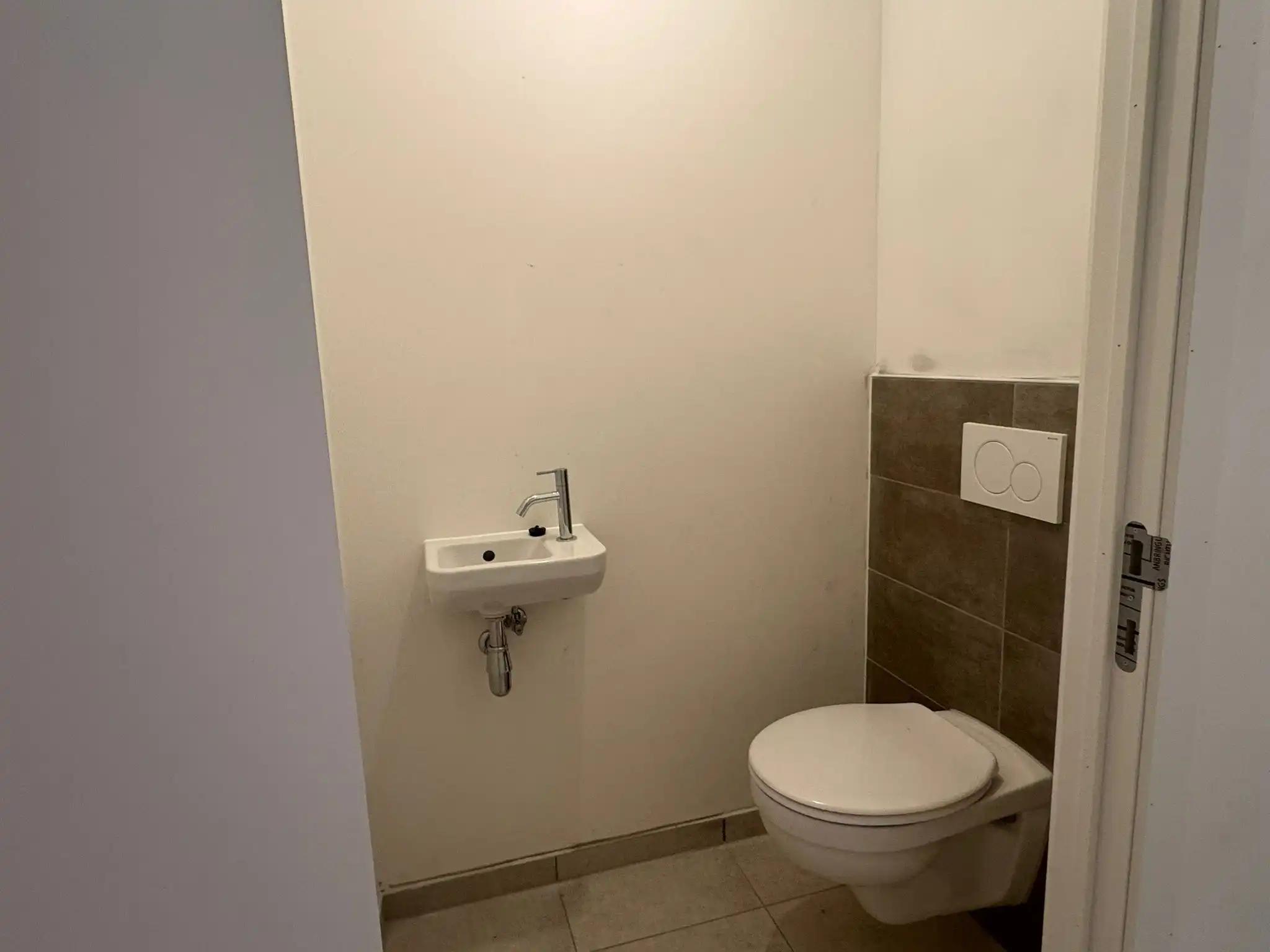 Gelijkvloersappartement met 1 slaapkamer op Stalenstraat foto 7
