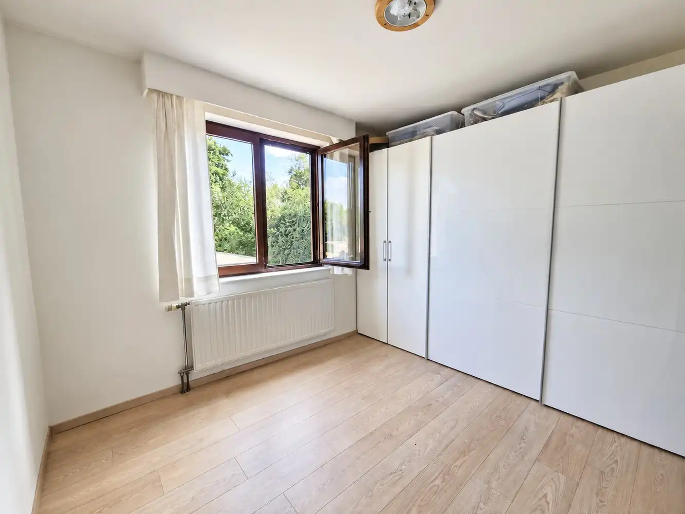 Ruim gelijkvloers appartement met 2 slaapkamers te huur in Lanaken foto 17
