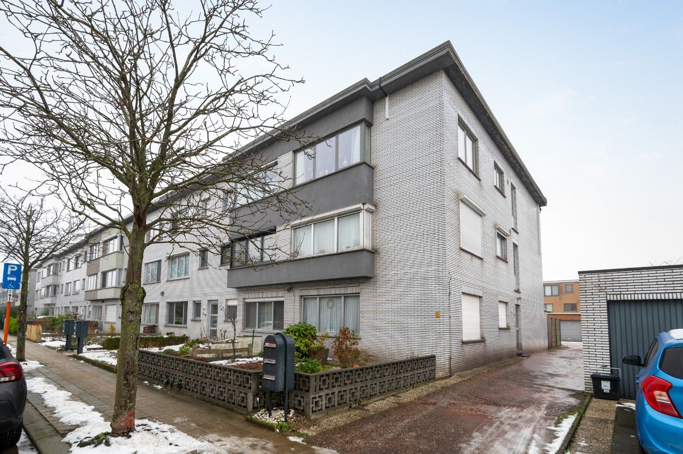 Gezellig app. op 1e verd. met 2 slpk., terras en garage foto 24