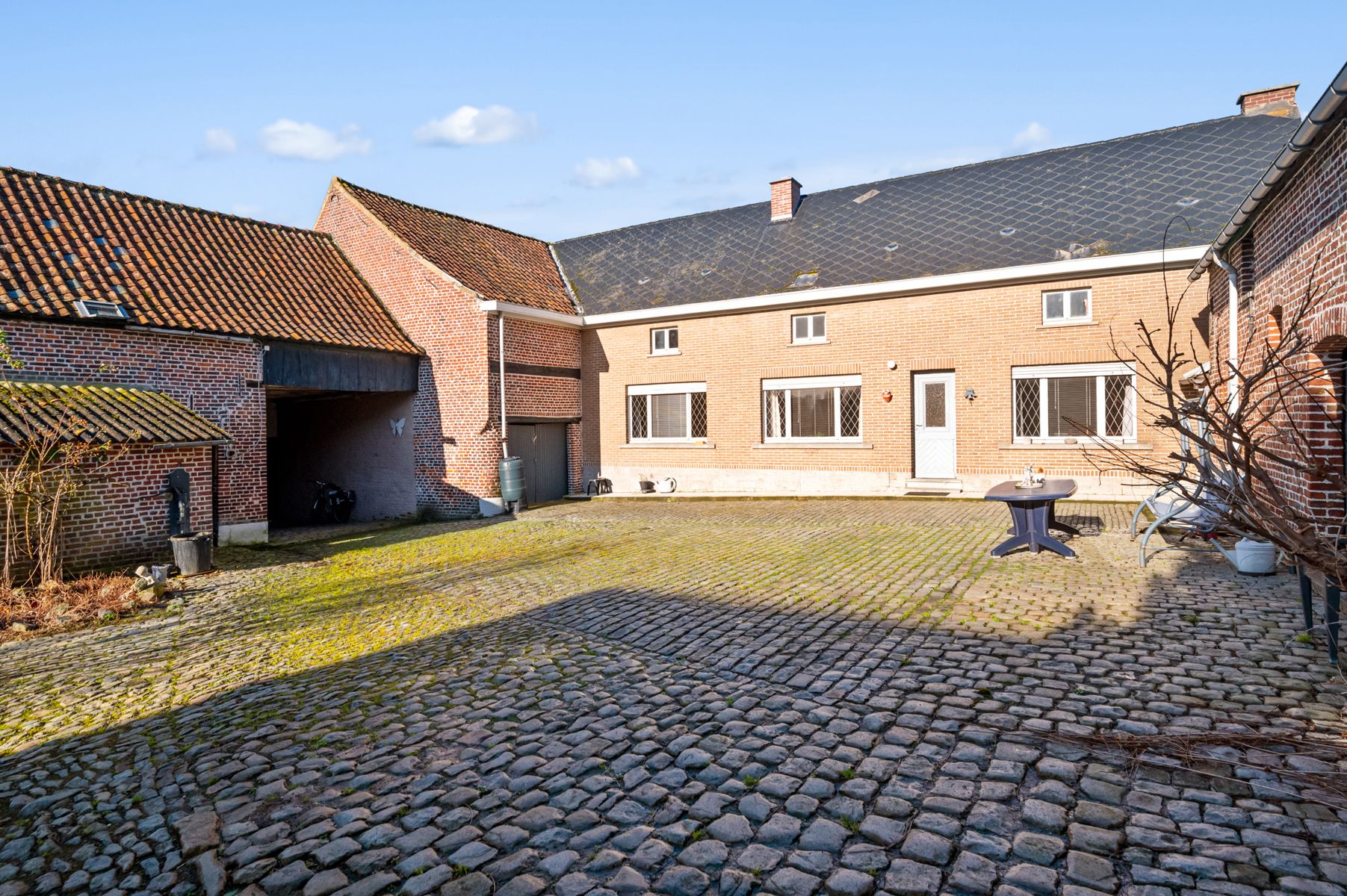 Te renoveren hoeve op een prachtig perceel van 5075 m² foto 5
