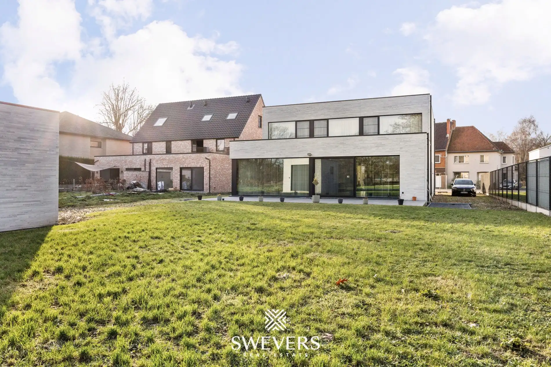 Exclusieve luxe villa (2023) met 6 slaapkamers op riant perceel in Zonhoven foto 36