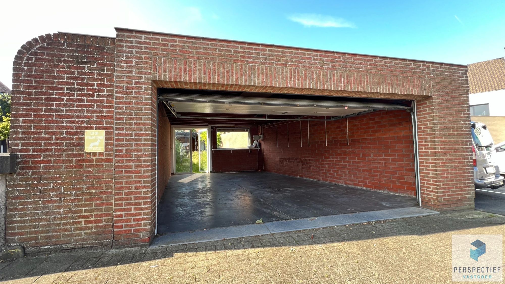 RUIME WONING met 4 SLPK, GROTE TUIN & 2 GROTE GARAGES foto 19