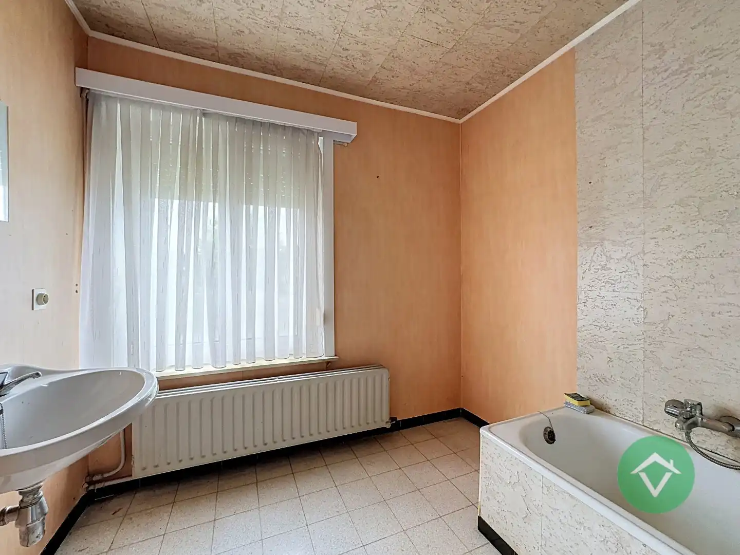 Woning met 3 slaapkamers en garage te Zedelgem foto 16