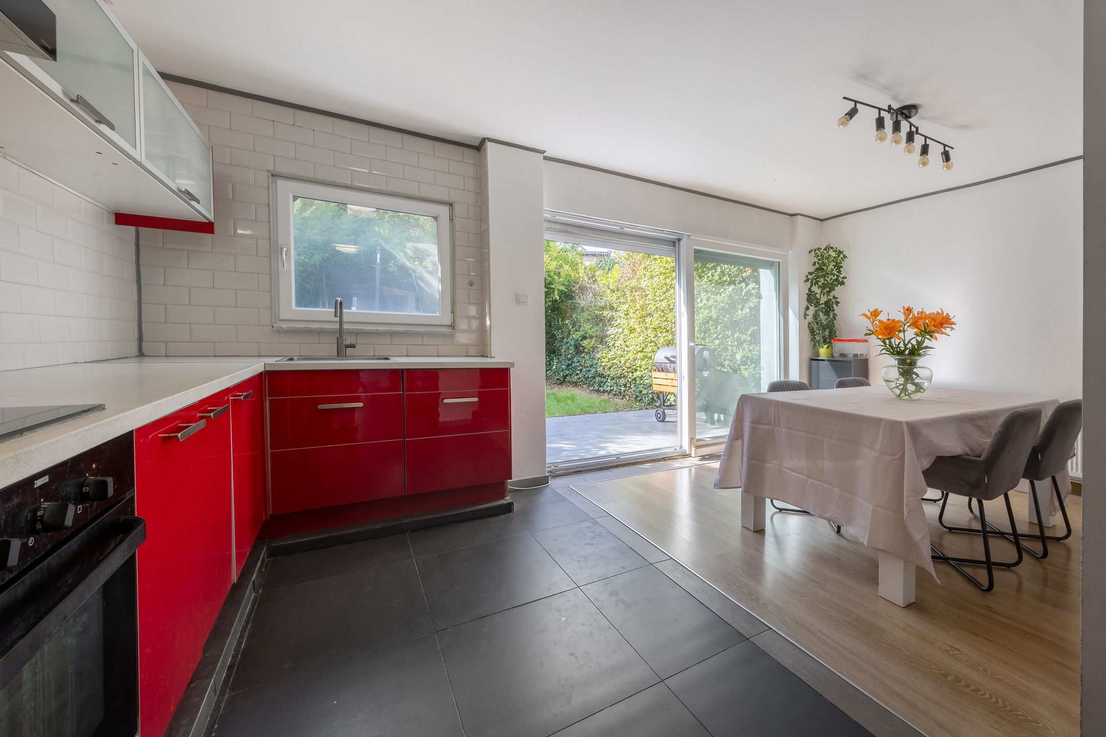 Ruime, lichrijke woning met 5 slaapkamers en zuidtuin  foto 10