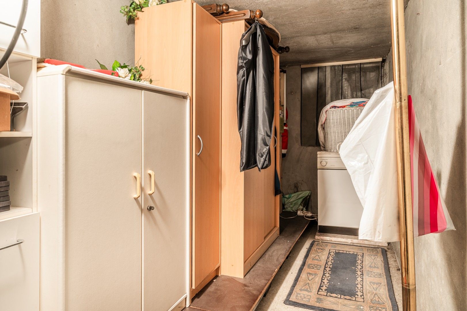 Appartement met kelderberging en garage foto 11