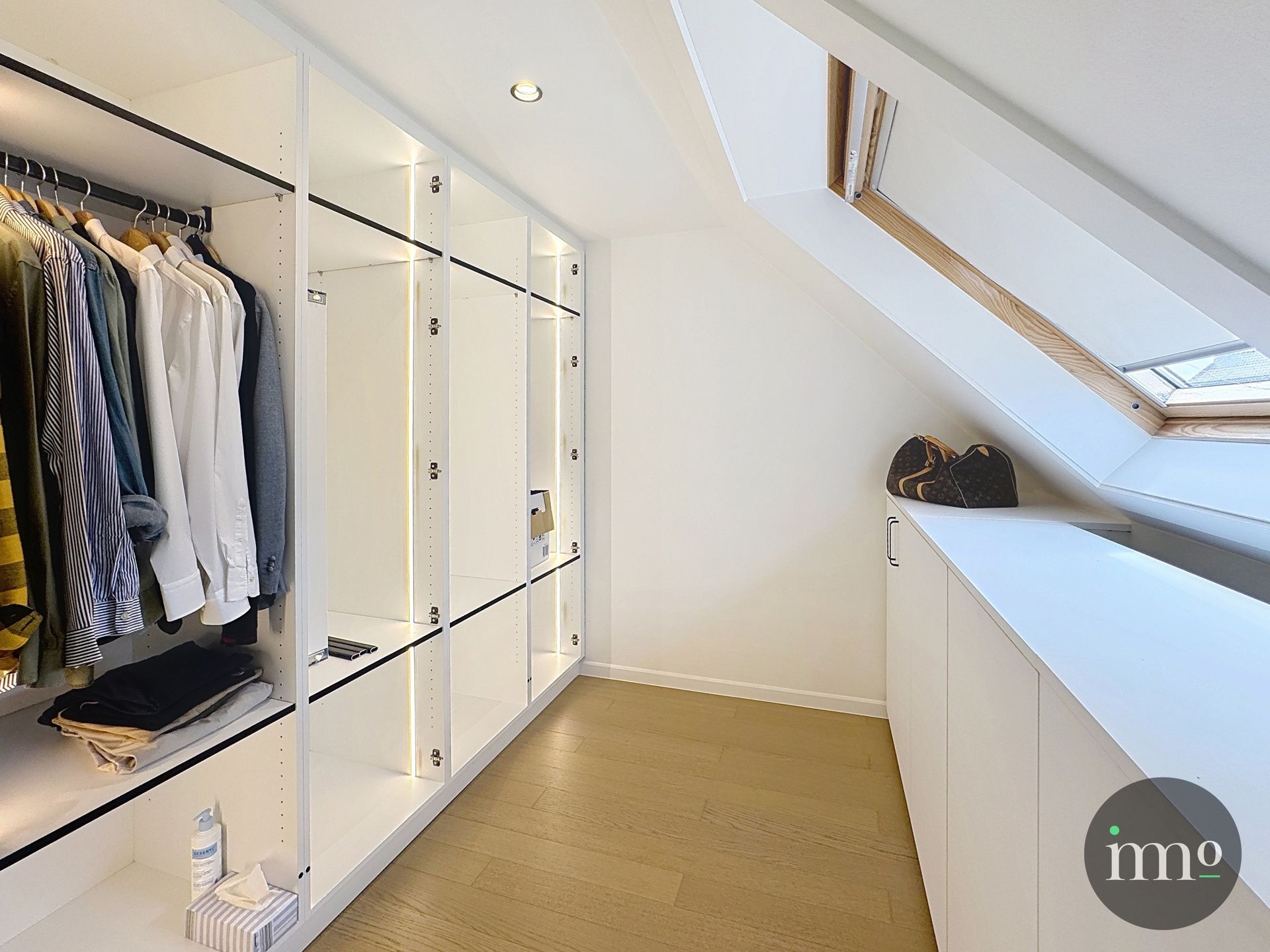 Instapklare woonst met loods en showroom – ideaal voor zelfstandige ondernemers! foto 27