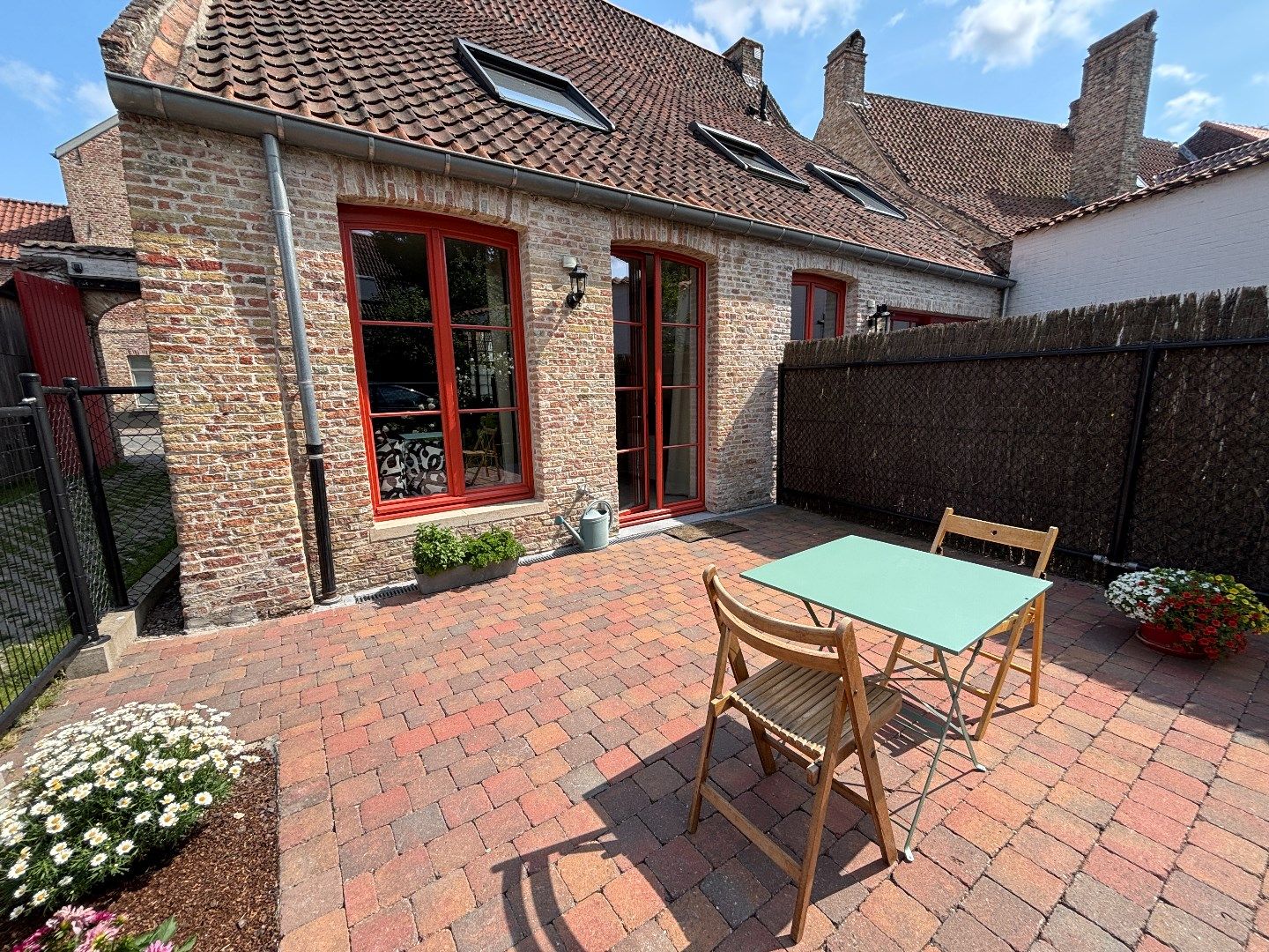 Gezellige woning met 2 slaapkamers in hartje Brugge foto 6