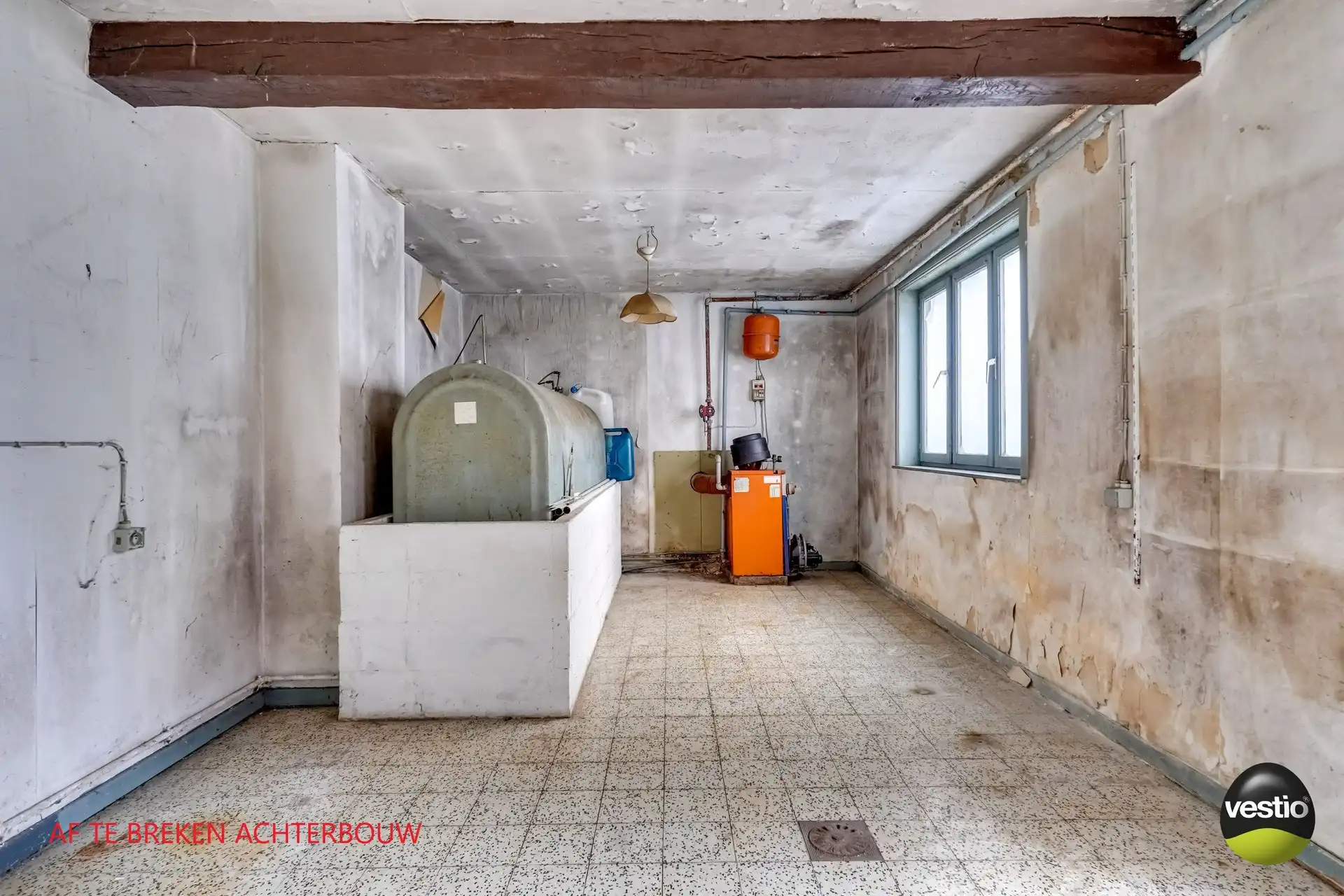 TE RENOVEREN RIJWONING IN HET CENTRUM VAN AS foto 11