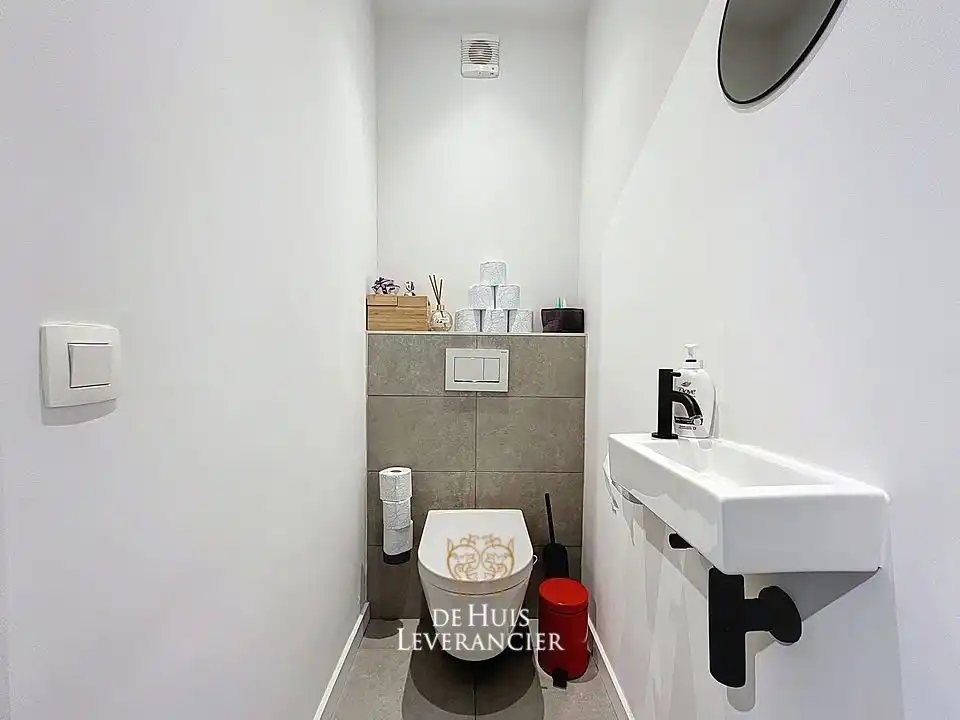centraal gelegen, gerenoveerd appartement met panoramische zicht op 2 terrassen foto 29